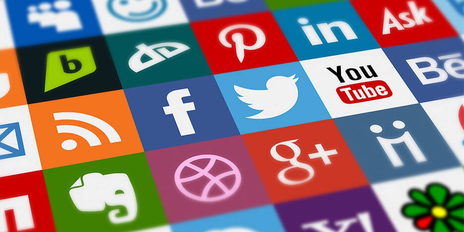 Choosing the Right Social Media